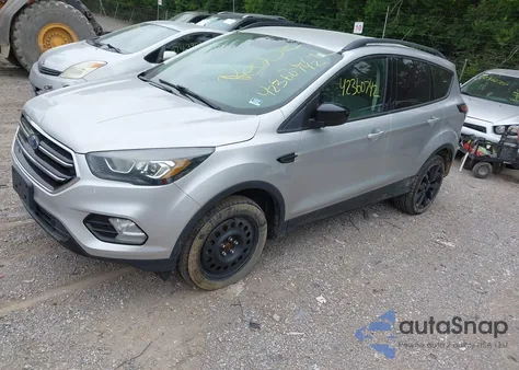 2017 Ford Escape Se z USA, uszkodzony, nr VIN 1FMCU9GD2HUE61733